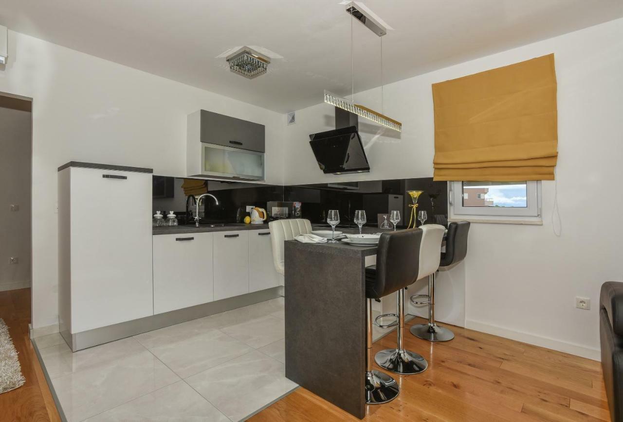 Apartment Daninovica I Makarska Kültér fotó